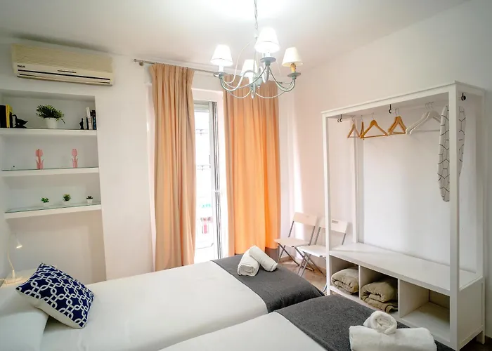 Azhar Suites