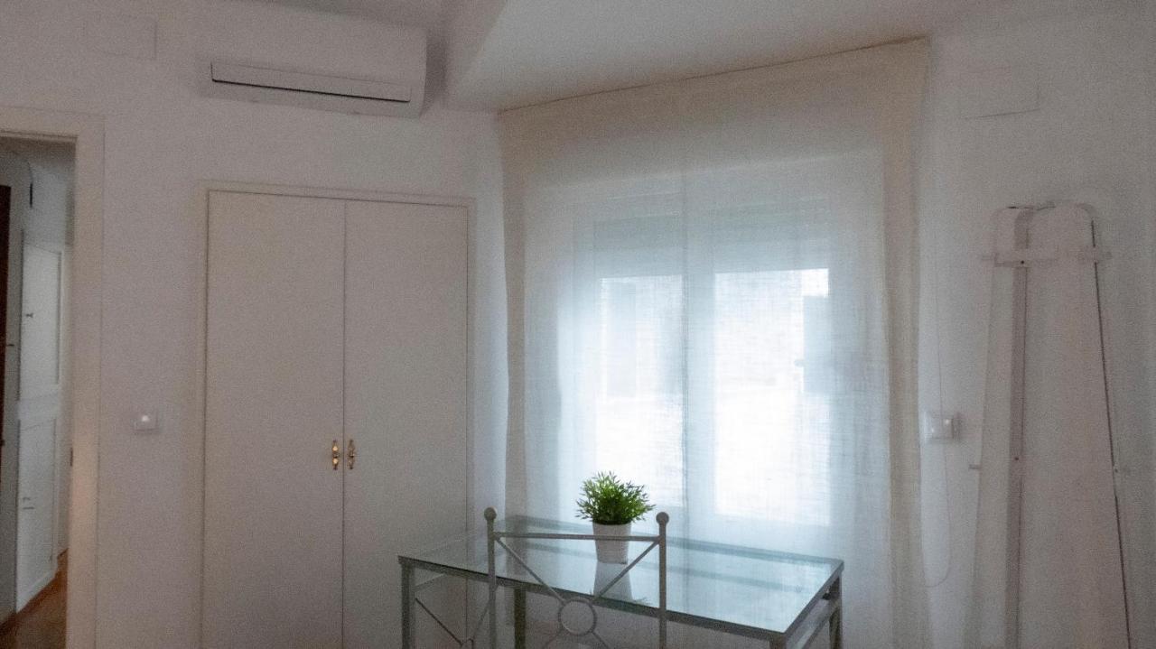 Apartament Azhar Còrdova